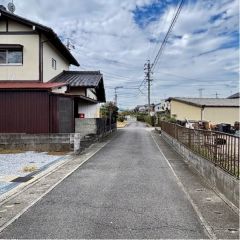 北前面道路から外観を見るとこんな感じ