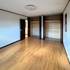 コチラは別アングルからの写真になります。