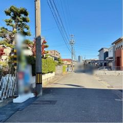 南前面道路から外観を見るとこんな感じ