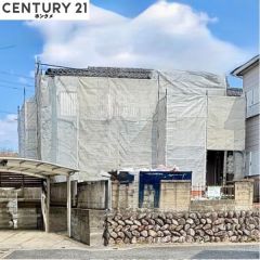 コチラは別アングルからの外観写真です。