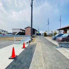 北前面道路から外観を見るとこんな感じ