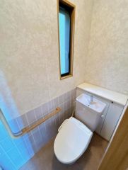 トイレは新品交換の予定です。