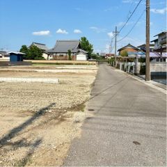 南前面道路から外観を見るとこんな感じ。