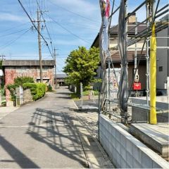 北前面道路から外観を見るとこんな感じ